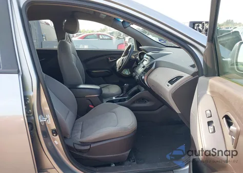 2014 Hyundai Tucson Gls z USA, uszkodzony, nr VIN KM8JT3AF3EU818446